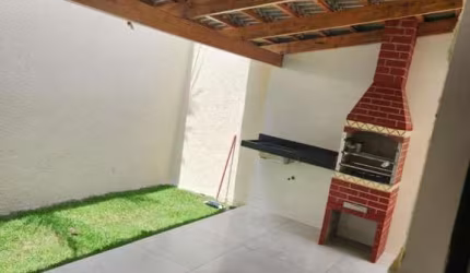Casa à venda na Rua 2-B, sn, Setor Garavelo, Goiânia, 130 m2 por R$ 430.000
