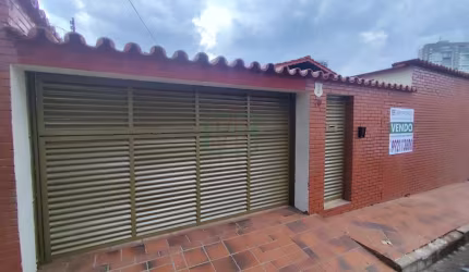 Casa à venda na Rua 89-E, Setor Sul, Goiânia, 345 m2 por R$ 1.650.000