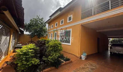 Casa à venda na Rua Manoel Belgrano, Jardim Novo Mundo, Goiânia, 265 m2 por R$ 1.060.000