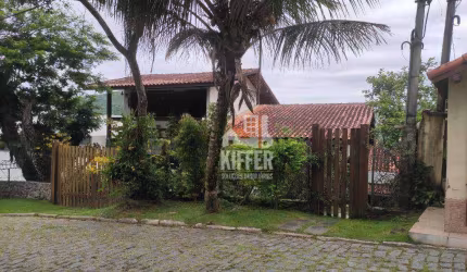 Casa com 4 quartos à venda, 450 m² por R$ 1.500.000 - Pendotiba - Niterói/RJ