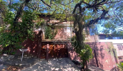 Casa com 4 quartos para alugar, 359 m² por R$ 5.096/mês - São Francisco - Niterói/RJ