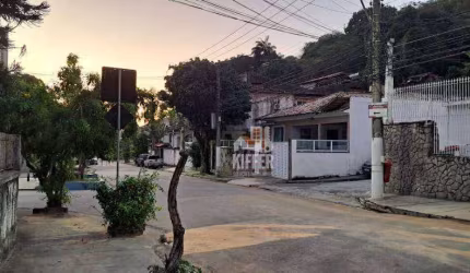 Apartamento com 2 dormitórios à venda, 75 m² por R$ 280.000,00 - Fátima - Niterói/RJ