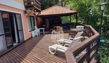 Casa em Itaipú com 03 andares para locação.por R$ 10.000,00