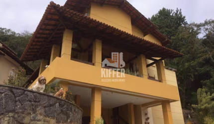 Casa   Itacoatiara/ Niteroi