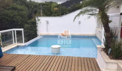 Casa com 3 quartos à venda, 360 m² por R$ 895.000 - Várzea das Moças - Niterói/RJ