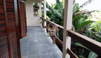Casa com 3 quartos à venda, 360 m² por R$ 635.000 - Santa Rosa - Niterói/RJ