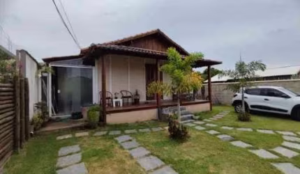 Casa com 3 dormitórios à venda, 96 m² por R$ 319.000,00 - Cajueiros (Itaipuaçu) - Maricá/RJ