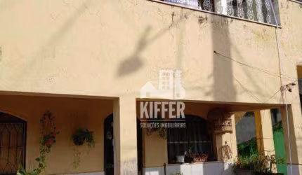 Sobrado com duas casas