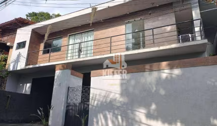 Casa com 3 dormitórios à venda, 240 m² por R$ 950.000,00 - Itaipu - Niterói/RJ