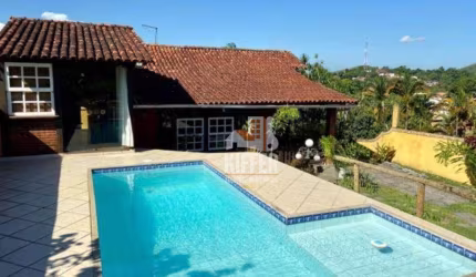 Casa com 3 quartos à venda, 350 m² por R$ 880.000 - Mata Paca - Niterói/RJ