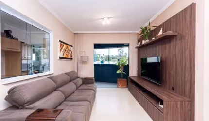 Apartamento com 3 dormitórios no Campo Comprido