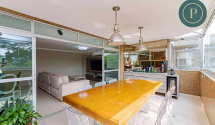 Apartamento amplo com 4 quartos no Bigorrilho