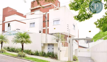 Sobrado em condominio fechado mobiliado alto padrão, São Lourenço Curitiba PR