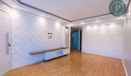Sobrado com 3 dormitórios para alugar, 160 m² por R$ 4.660,00/mês - Xaxim - Curitiba/PR