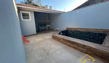 Casa à venda no bairro Bopiranga - Itanhaém/SP
