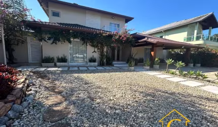 Casa à venda no bairro BOUGANVILLE 5 - Peruíbe/SP