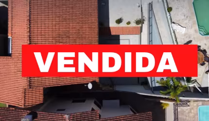 Excelente casa com área de lazer