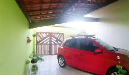 CASA EM BAIRRO TRANQUILO EM MONGAGUÁ