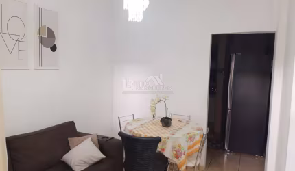 Vendo Casa em Vila com 2 Quartos, Suíte, 68m²  em Nova Cidade - São Gonçalo