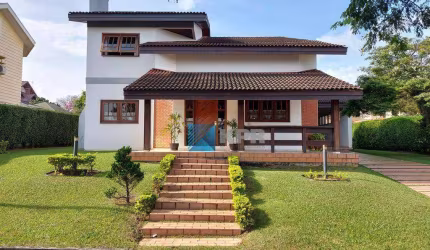 Casa à venda, terreno de 840 m², 408 m²de área construída, 3 suítes, amplo jardim, no Condomínio Terras de Sant´Anna, Jacareí/SP!