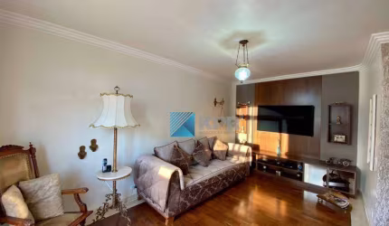 Apartamento à venda, com 286m2, 4 dormitórios, 2 suítes, 3 garagens! Aproveite essa oportunidade!