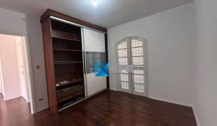 Casa para locação, com 3 dormitórios, 260 m²- Jardim Apolo - São José dos Campos/SP