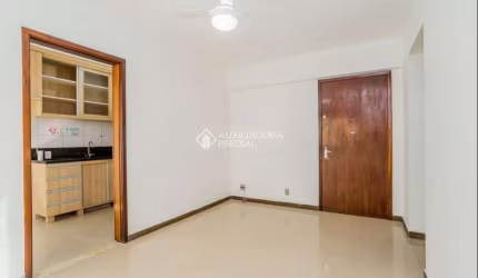 Apartamento com 1 quarto para alugar na Avenida João Pessoa, 1175, Centro Histórico, Porto Alegre, 47 m2 por R$ 1.900
