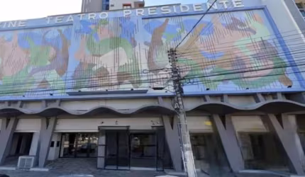 Ponto comercial para alugar na Avenida Benjamin Constant, 1767, Floresta, Porto Alegre, 153 m2 por R$ 8.900