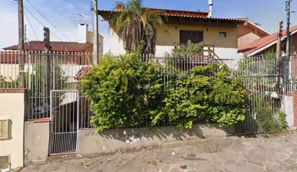 Casa em condomínio fechado com 3 quartos para alugar na Avenida Luiz Moschetti, 510, Vila João Pessoa, Porto Alegre, 280 m2 por R$ 3.500