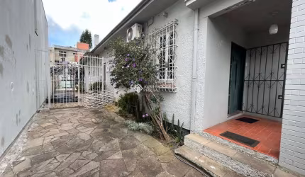 Casa comercial para alugar na Rua Álvares Machado, 229, Petrópolis, Porto Alegre, 300 m2 por R$ 9.600