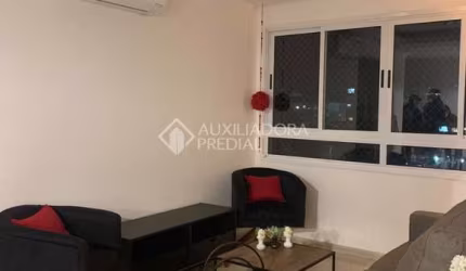 Apartamento com 2 quartos para alugar na Rua Fernando Cortez, 465, Cristo Redentor, Porto Alegre, 65 m2 por R$ 3.350