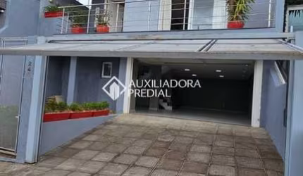 Casa em condomínio fechado com 4 quartos para alugar na Rua Walter Porto Filho, 240, Mário Quintana, Porto Alegre, 284 m2 por R$ 6.300