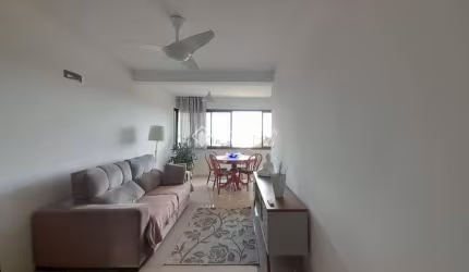 Apartamento com 2 quartos para alugar na Rua Congo, 344, Vila Ipiranga, Porto Alegre, 79 m2 por R$ 3.000
