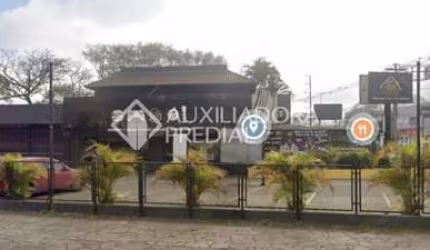 Ponto comercial para alugar na Avenida Assis Brasil, 5074, São Sebastião, Porto Alegre, 1900 m2 por R$ 42.000