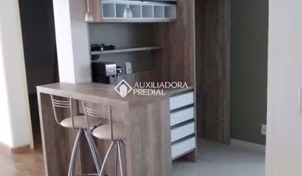 Apartamento com 1 quarto para alugar na Rua José de Alencar, 485, Menino Deus, Porto Alegre, 74 m2 por R$ 2.300