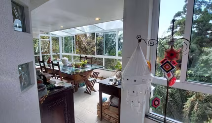 Casa para Venda em Teresópolis, Carlos Guinle, 5 dormitórios, 4 suítes, 4 banheiros, 2 vagas