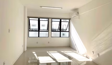 Sala comercial à venda na Rua Lauro Linhares, 2123, Trindade, Florianópolis, 24 m2 por R$ 206.000