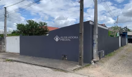 Casa com 4 quartos à venda na Rua Paulo Vicente de Melo, 141, Rio Grande, Palhoça, 120 m2 por R$ 290.000