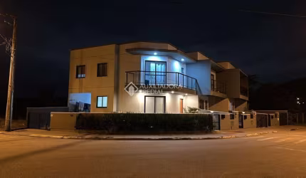 Casa em condomínio fechado com 3 quartos à venda na Maria Ana Da Silva, 165, Forquilhas, São José, 109 m2 por R$ 579.000
