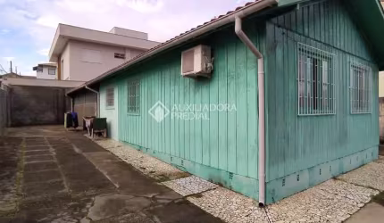 Casa com 3 quartos à venda na Rua Flomape, 1237, Real Parque, São José, 130 m2 por R$ 600.000