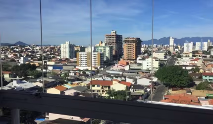 Apartamento com 3 quartos à venda na Rua Moura, 428, Barreiros, São José, 94 m2 por R$ 880.000