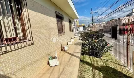 Casa com 5 quartos à venda na Rua Waldemar Ouriques, 174, Capoeiras, Florianópolis, 176 m2 por R$ 1.590.000