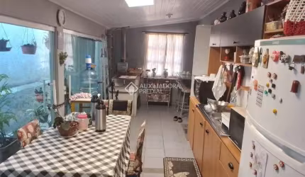 Casa com 3 quartos à venda na Servidão Manoel Moyses do Espírito Santo, 280, Enseada do Brito (Ens Brito), Palhoça, 48 m2 por R$ 212.000