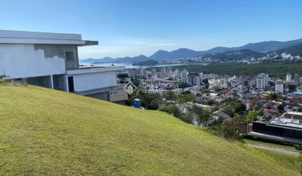 Terreno em condomínio fechado à venda na Rua Zanzibar do Nascimento Lins, 5, Trindade, Florianópolis, 720 m2 por R$ 1.490.000
