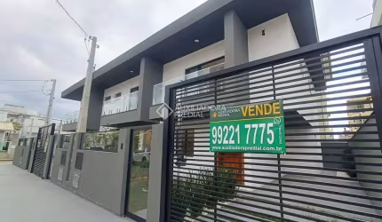 Casa com 3 quartos à venda na Rua Verona, 3, Pagani, Palhoça, 136 m2 por R$ 990.000