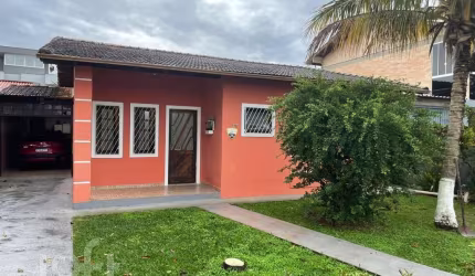 Casa com 3 quartos à venda na Rua Vento Sul, 598, Campeche, Florianópolis, 145 m2 por R$ 1.250.000