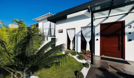 Casa em condomínio fechado com 4 quartos à venda na Avenida Red Park, 230, São João do Rio Vermelho, Florianópolis, 350 m2 por R$ 1.850.000