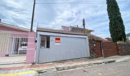 Casa com 2 quartos à venda na Rua Padre Schrader, 201, Agronômica, Florianópolis, 170 m2 por R$ 1.200.000