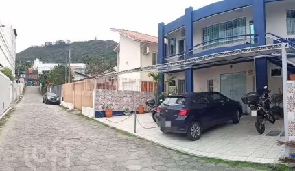Casa com 11 quartos à venda na Rua João Celestino Pacheco, 69, Trindade, Florianópolis, 231 m2 por R$ 2.610.000