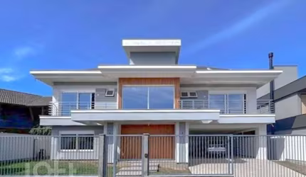 Casa em condomínio fechado com 4 quartos à venda na Avenida Pequeno Príncipe, 1049, Campeche, Florianópolis, 378 m2 por R$ 4.200.000